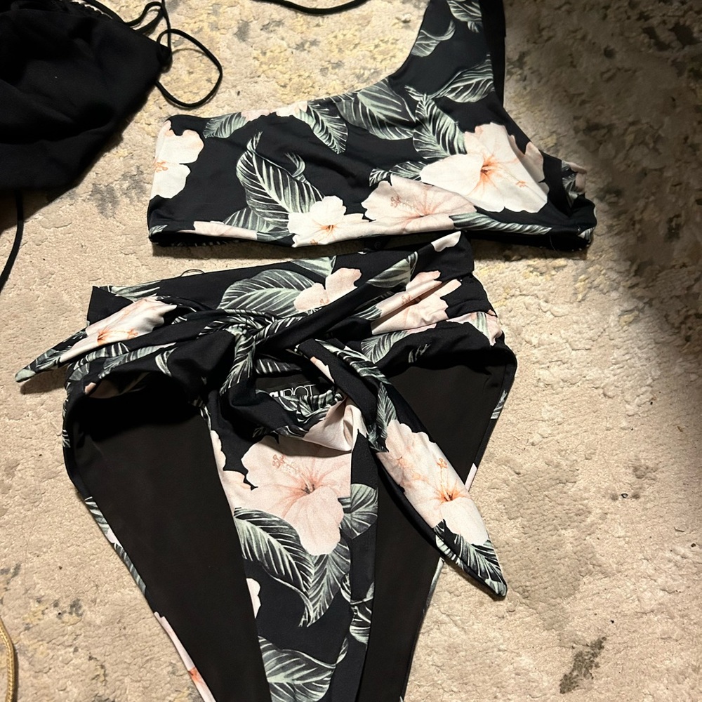 Beach Riot Black and White Floral Bikini